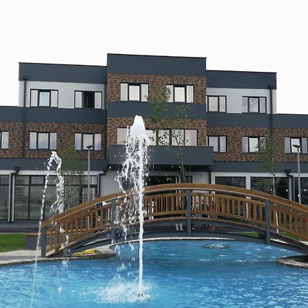Hotel Ub Business & Wellness Ub Bagian luar foto