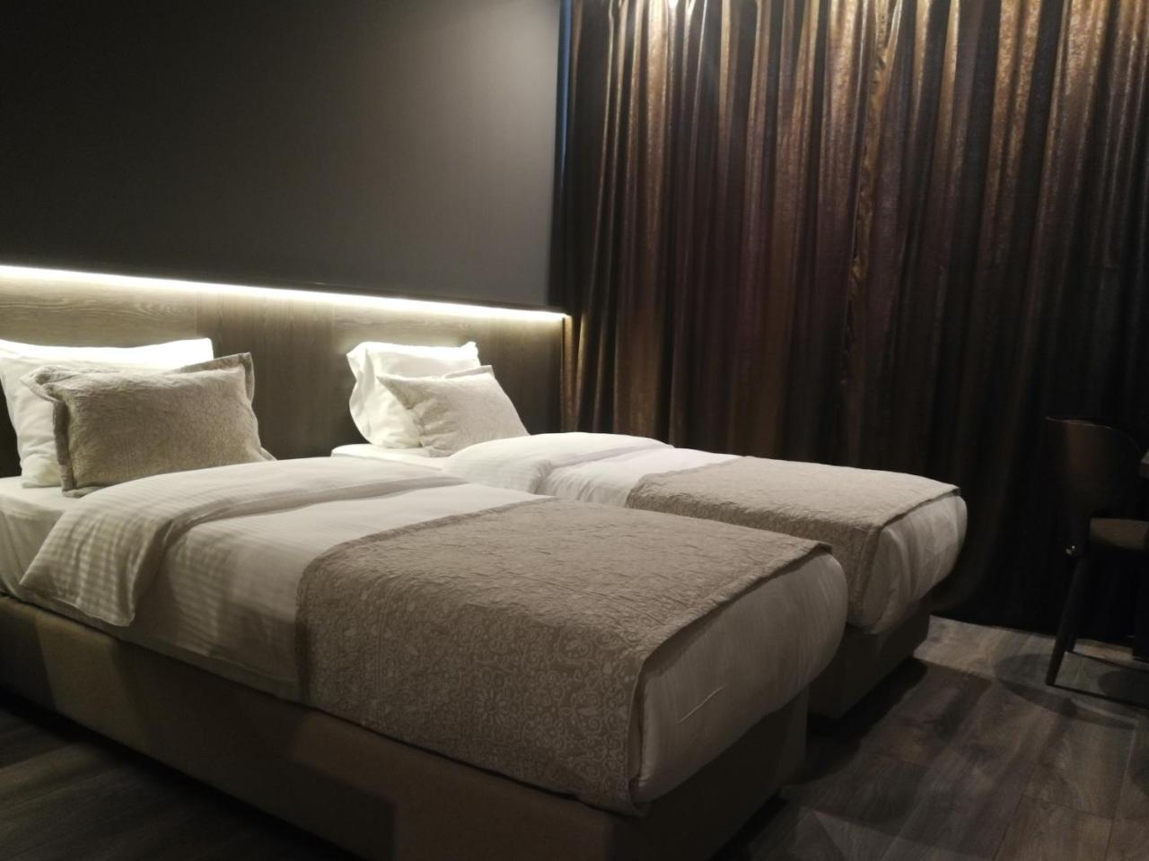 Hotel Ub Business & Wellness Ub Bagian luar foto