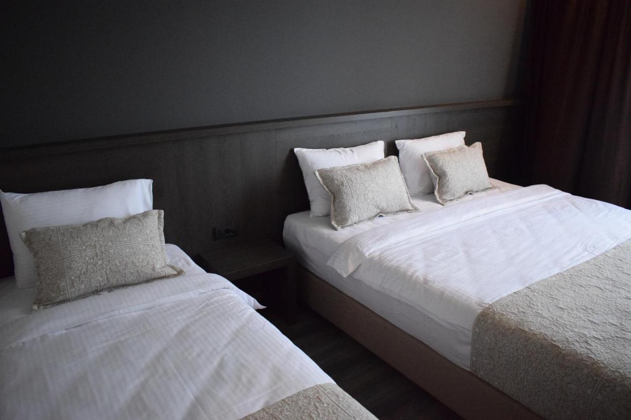 Hotel Ub Business & Wellness Ub Bagian luar foto