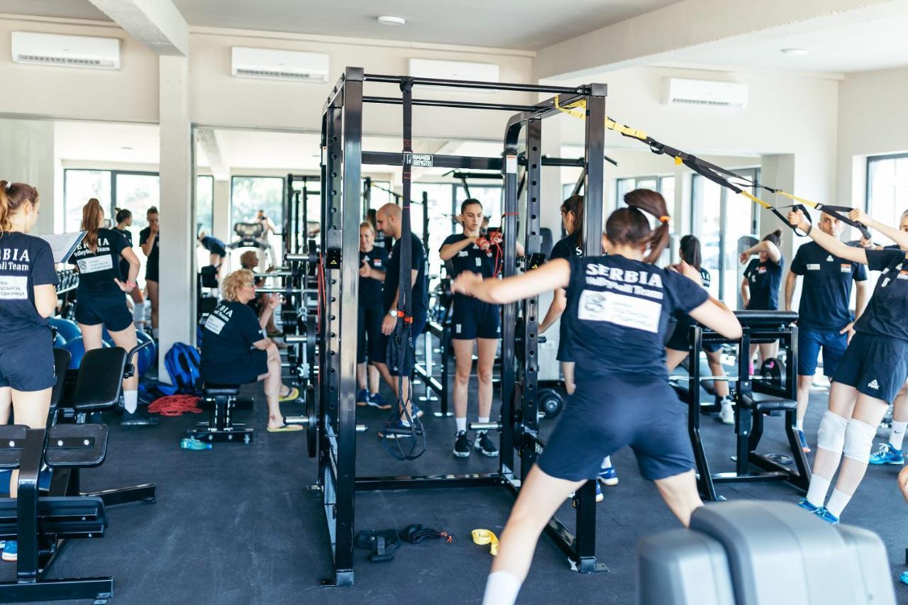 Hotel Ub Business & Wellness Ub Bagian luar foto