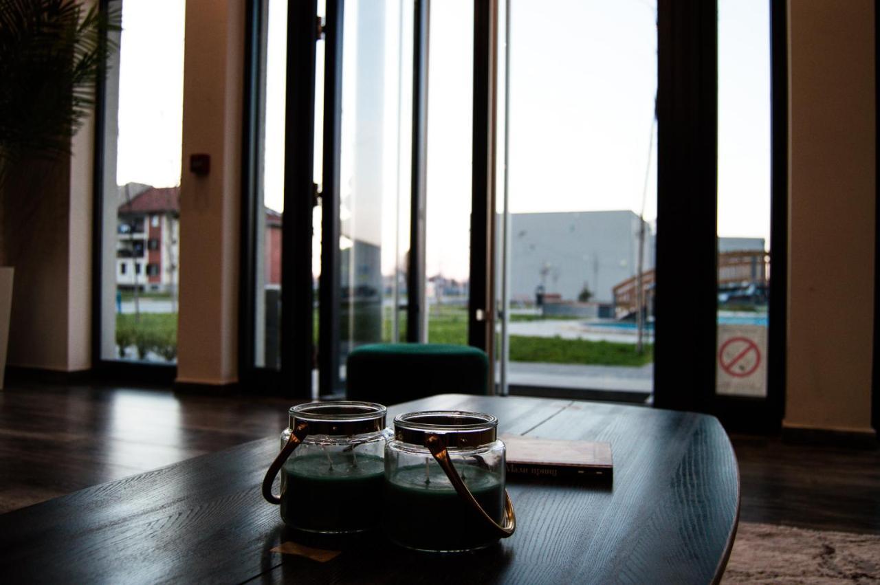 Hotel Ub Business & Wellness Ub Bagian luar foto