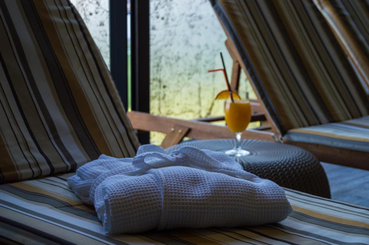 Hotel Ub Business & Wellness Ub Bagian luar foto